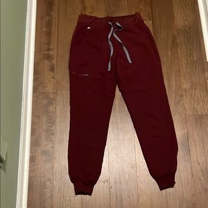 Figs Small Burgundy Zamora Jogger Scrub Pants